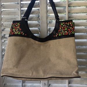 NWOT NO BRAND A BEAUTIFUL BAG OR PURSE WITH BEADS